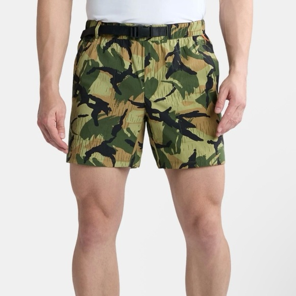 Ozark Trail Other - NWT Ozark Trail Men's Camouflage Hybrid Shorts 2XL Hiking Outdoor 5.5” Inseam